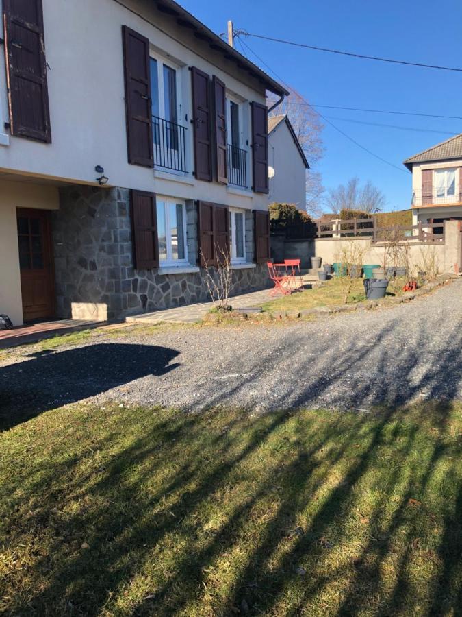 Studio 40M2 Plein Pied Avec Parking Jussac ภายนอก รูปภาพ